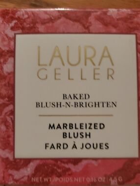Laura Geller Marbleized Baked Blush . Baked Blush And Brighten.Tropic Hues